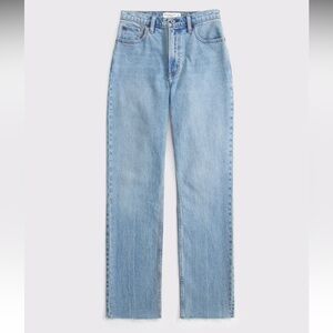 Abercrombie Curve Love 90’s Relaxed High Rise Jean